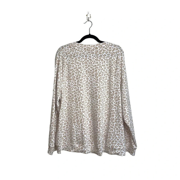 Rae Dunn Football Mama Cream & White Leopard Print Sweatshirt 1X Women’s - Picture 6 of 11